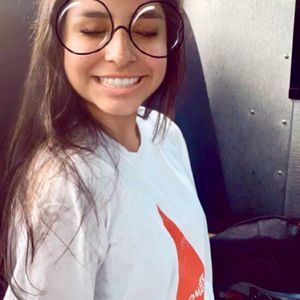 Meet your Posher, Daniela